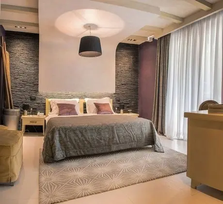 Deluxe Tek Büyük Yataklı Oda