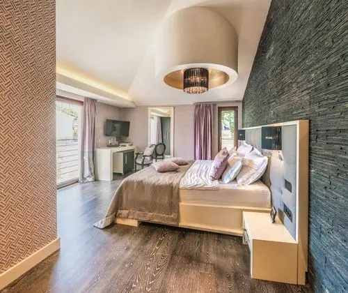 Deluxe Tek Büyük Yataklı Oda