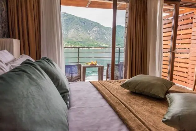 Executive Tek Büyük Yataklı Oda