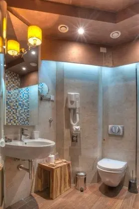 Standard Tek Büyük Yataklı Oda