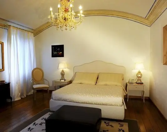 Tek Büyük Yataklı Oda