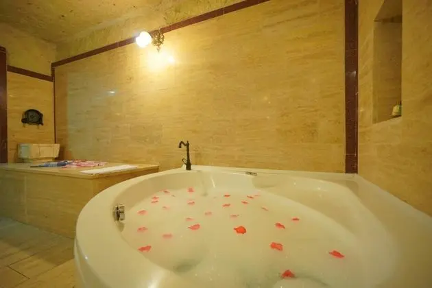 Queen Suite