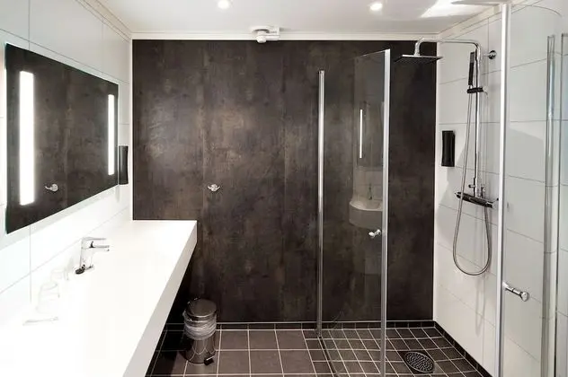 Superior Tek Büyük veya İki Ayrı Yataklı Oda