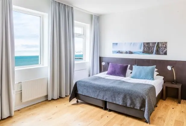 Tek Büyük veya İki Ayrı Yataklı Oda (Tower View)