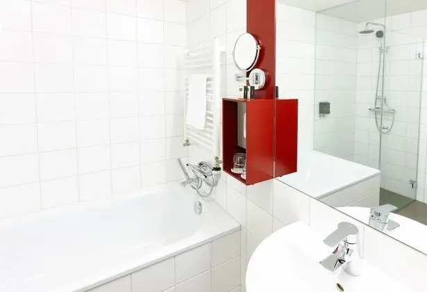 Tek Büyük veya İki Ayrı Yataklı Oda (Tower View)