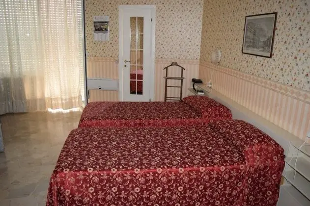 İki Ayrı Yataklı Oda