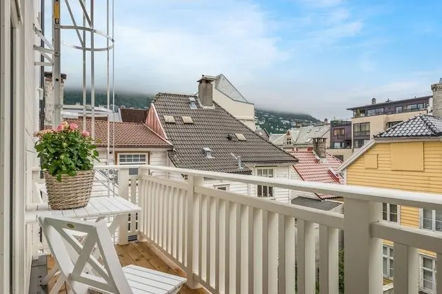 1 bedroom apartment, 2nd floor