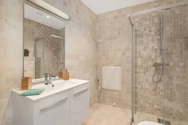 3 bedroom apartment, 1st floor