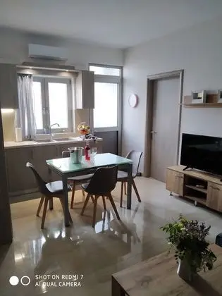 Apart Daire, 2 Yatak Odası, Balkon
