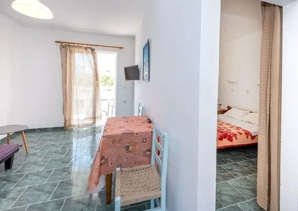 Basic Apart Daire, Avlu Manzaralı (4)