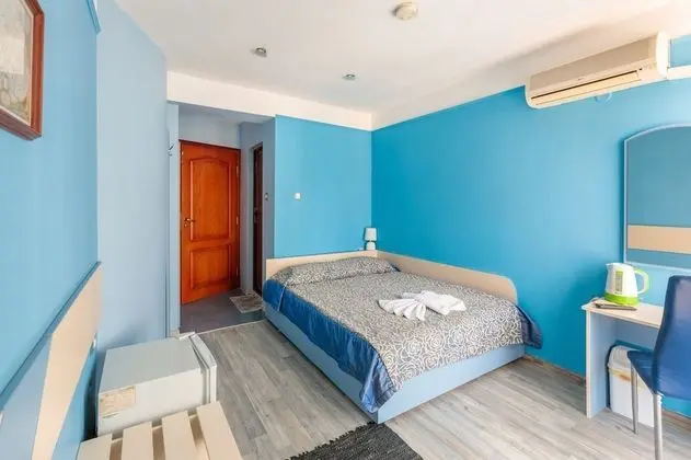 Tek Büyük Yataklı Oda