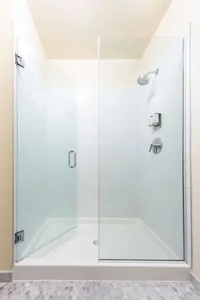 Dört Kişilik Oda, Özel Banyo