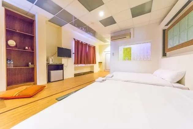 Standard Dört Kişilik Oda, Balkon (201)