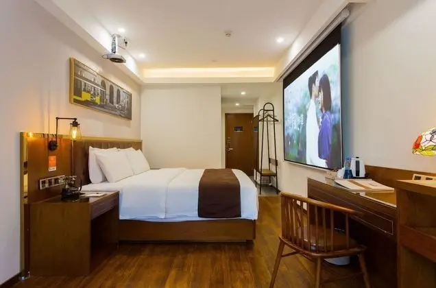 Comfort Tek Büyük Yataklı Oda