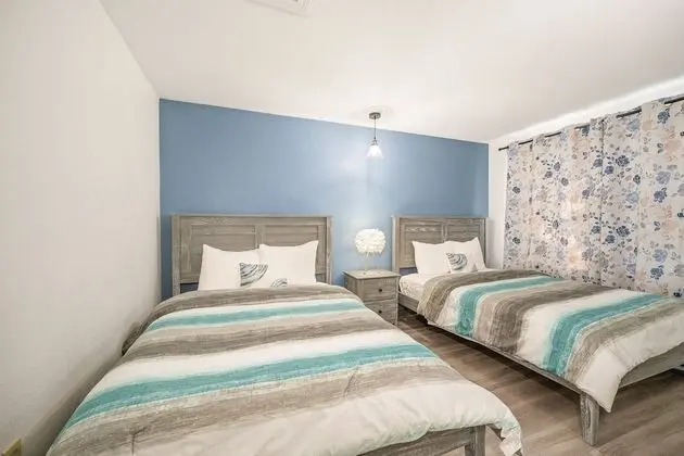Two Double Beds Suite