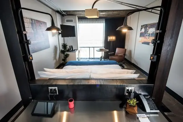 Standard Oda, 1 En Büyük (King) Boy Yatak