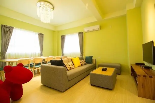 Gallery Üç Kişilik Oda, 1 En Büyük (King) Boy Yatak ve Çekyat, Balkon
