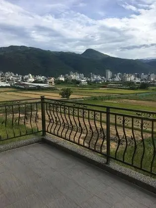 Gallery Üç Kişilik Oda, 1 En Büyük (King) Boy Yatak ve Çekyat, Balkon