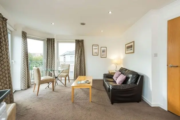 1 Bedroom Apartment Plus