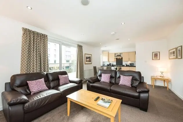 2 Bedroom Apartment Plus