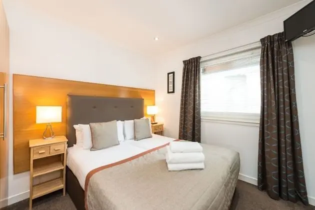 2 Bedroom Apartment Plus