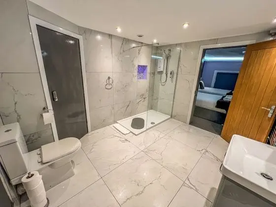 Executive Dört Kişilik Oda, Özel Banyo