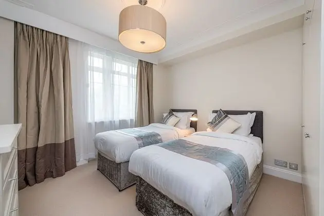 Superior Two-Bedroom Apartment (1 Bathroom)