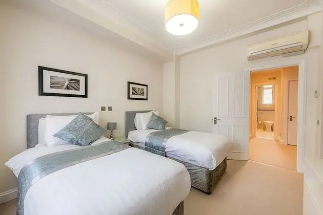 Superior Two-Bedroom Apartment (1 Bathroom)