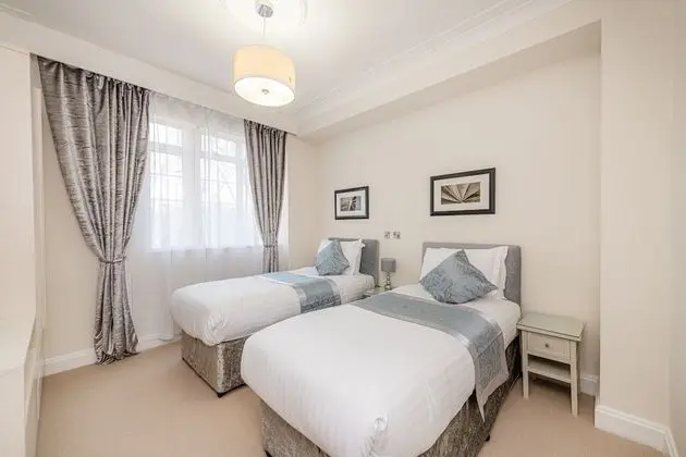 Superior Two-Bedroom Apartment (1 Bathroom)