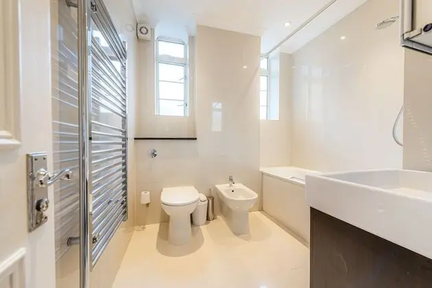 Superior Two-Bedroom Apartment (1 Bathroom)