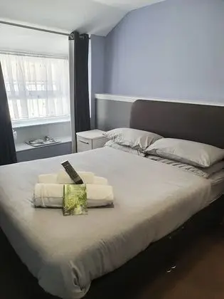 Tek Büyük Yataklı Oda