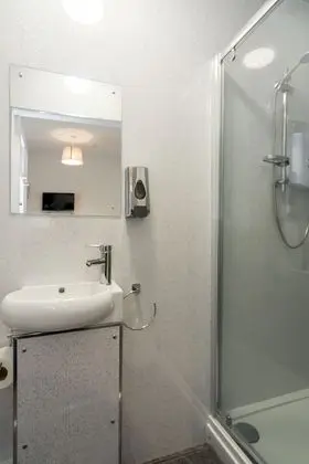 İki Ayrı Yataklı Oda, Banyolu/Duşlu (small)
