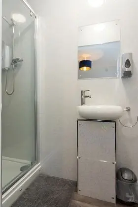 Superior Tek Büyük Yataklı Oda, Banyolu/Duşlu