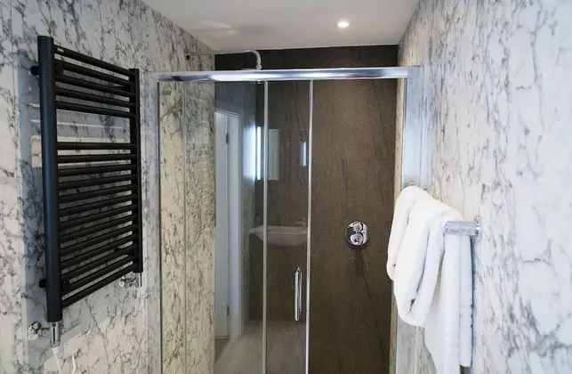Standard Tek Kişilik Oda, Sigara İçilmez, Banyolu/Duşlu