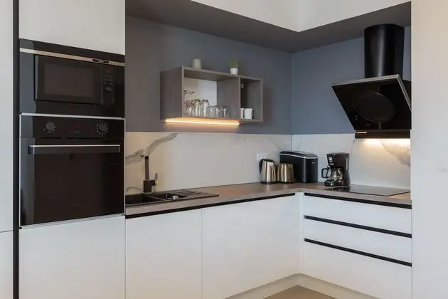 Apart Daire, 2 Yatak Odası, Deniz Manzaralı, Denize Sıfır (App 2)