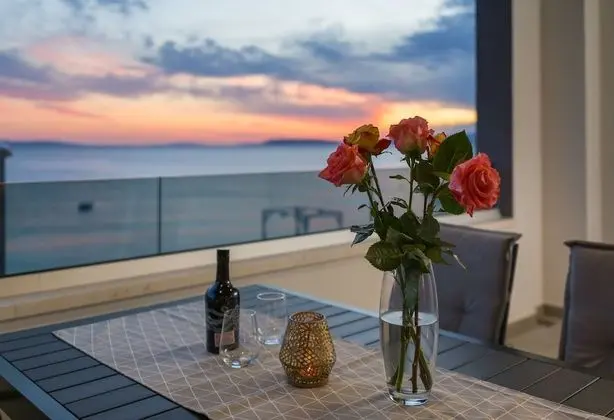 Apart Daire, 2 Yatak Odası, Deniz Manzaralı, Denize Sıfır (App 2)