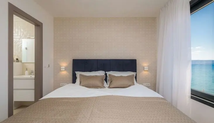 Luxury Apart Daire, 2 Yatak Odası, Deniz Manzaralı, Denize Sıfır (App 3)