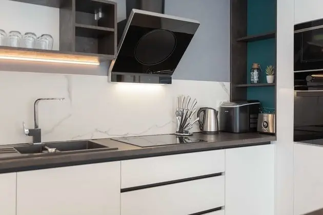 Luxury Apart Daire, 2 Yatak Odası, Deniz Manzaralı, Denize Sıfır (App 3)