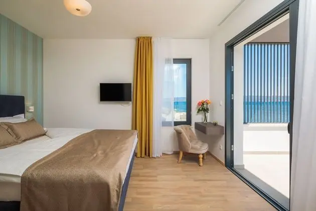 Luxury Apart Daire, 3 Yatak Odası, Deniz Manzaralı, Denize Sıfır (App 4)