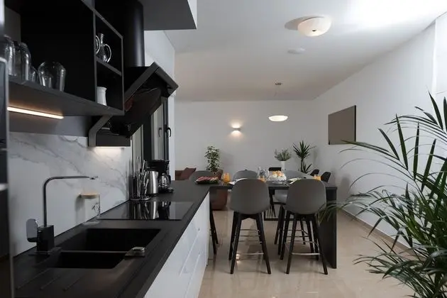 Luxury Apart Daire, 3 Yatak Odası, Deniz Manzaralı, Denize Sıfır (App 4)