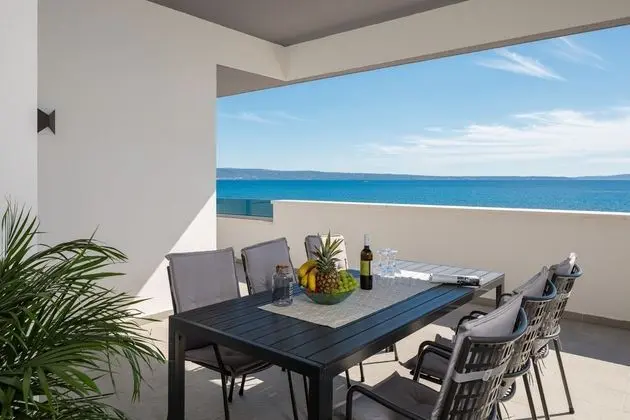 Luxury Apart Daire, 3 Yatak Odası, Deniz Manzaralı, Denize Sıfır (App 4)