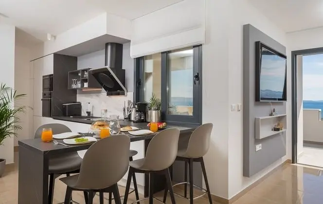 Luxury Apart Daire, 3 Yatak Odası, Deniz Manzaralı, Denize Sıfır (App 4)