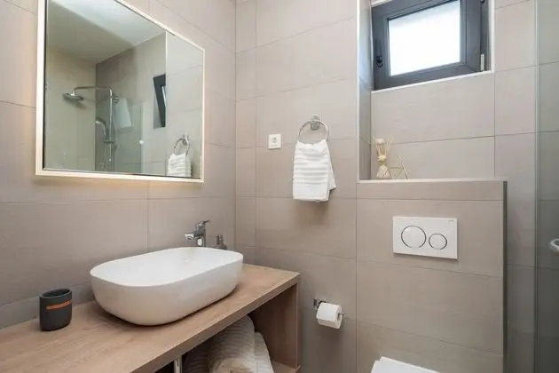 Luxury Apart Daire, 3 Yatak Odası, Deniz Manzaralı, Denize Sıfır (App 4)
