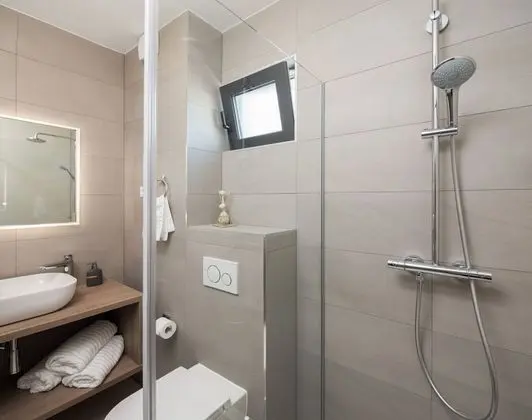 Luxury Apart Daire, 3 Yatak Odası, Deniz Manzaralı, Denize Sıfır (App 4)
