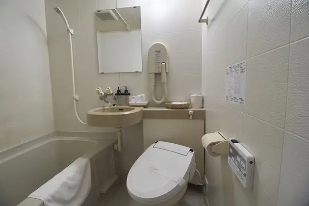 Tek Kişilik Oda, Sigara İçilebilir