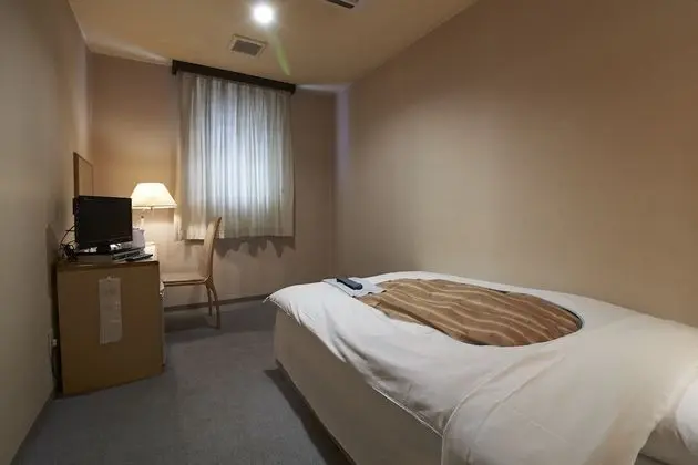 Tek Kişilik Oda, Sigara İçilmez