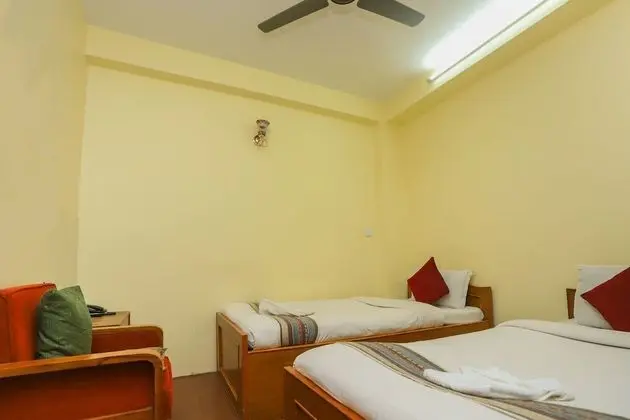 Economy Tek Büyük veya İki Ayrı Yataklı Oda