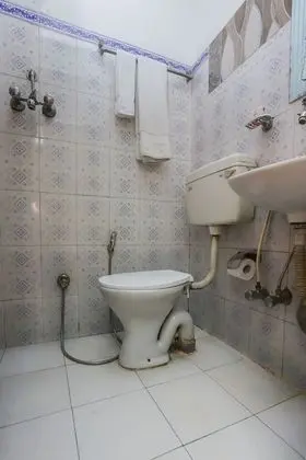 Economy Tek Büyük veya İki Ayrı Yataklı Oda