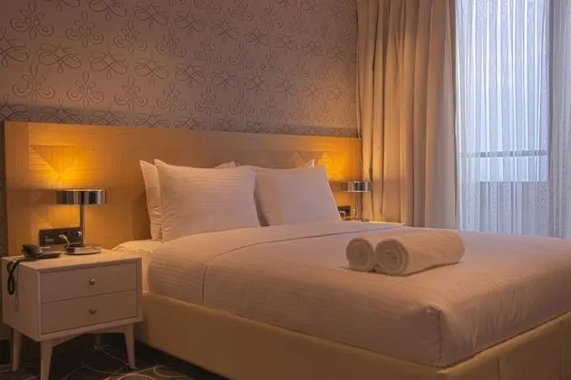 Executive Suite, Sea View