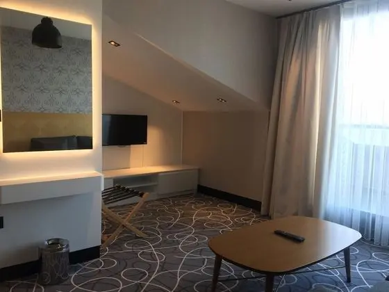 Executive Suite, Sea View